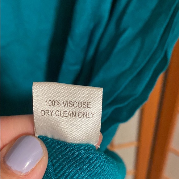 Elegant a dark Teal Scarf Wrap with fringe - Picture 4 of 5